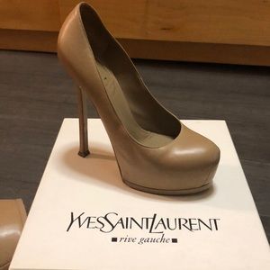 YvesSaintLaurent tribute pumps